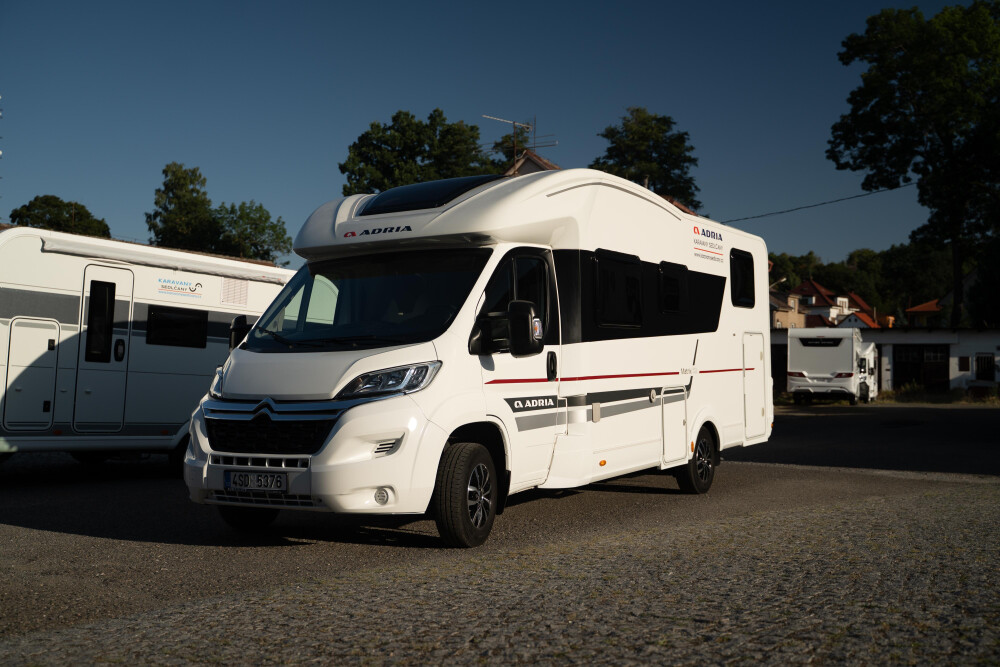 Adria Matrix Axess M670 SL