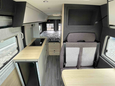 KNAUS BOXTIME 630 ME - VELETRŽNÍ CENOVÁ NABÍDKA