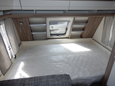HOBBY 470 KMF ONTOUR - akce 50.tis. příslušenství
