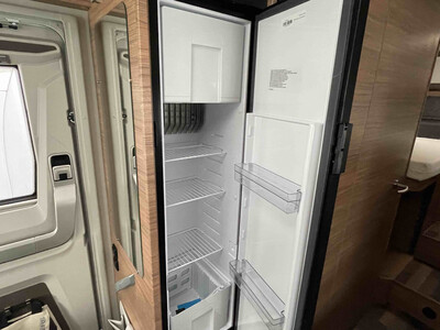 Weinsberg CaraCore 700 MEG - VELETRŽNÍ CENOVÁ NABÍDKA