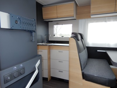 ADRIA Matrix Axess 670 SL - AKCE PODZIM