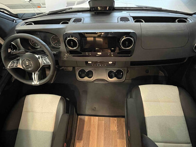 Weinsberg CaraCompact Suite MB 640 MEG [PEPPER] - VELETRŽNÍ CENOVÁ NABÍDKA