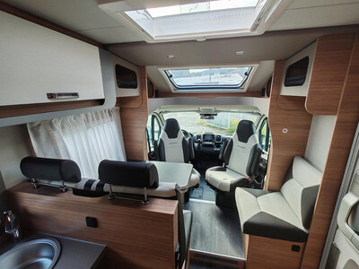 Weinsberg CaraSuite 700 MEG EDITION [SPICY]  2027