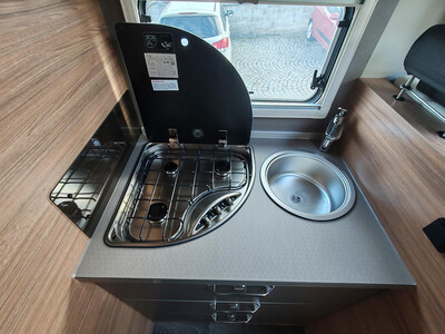 Weinsberg CaraSuite 700 MEG EDITION [SPICY]  2027